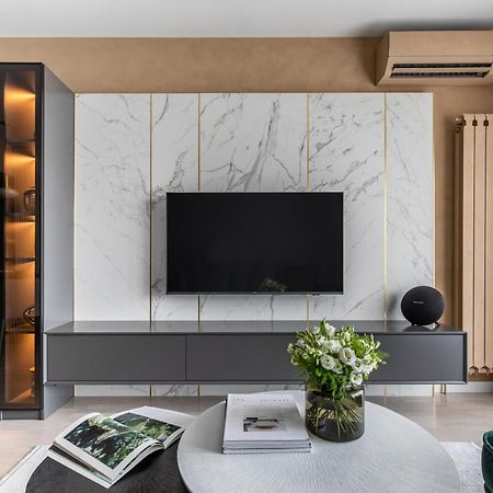 Urbanstay Suites - Prime Location Designer Suite บูคาเรสต์ ภายนอก รูปภาพ